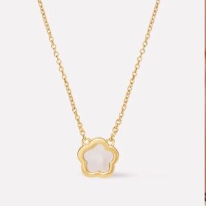 Saya Gold Mother of Pearl Flower Necklace